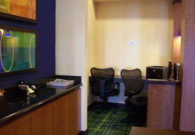 Fairfield Inn And Suites By Marriott Strasburg Shenandoah Valley Экстерьер фото