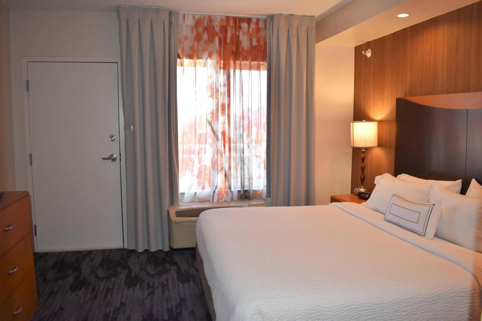 Fairfield Inn And Suites By Marriott Strasburg Shenandoah Valley Экстерьер фото