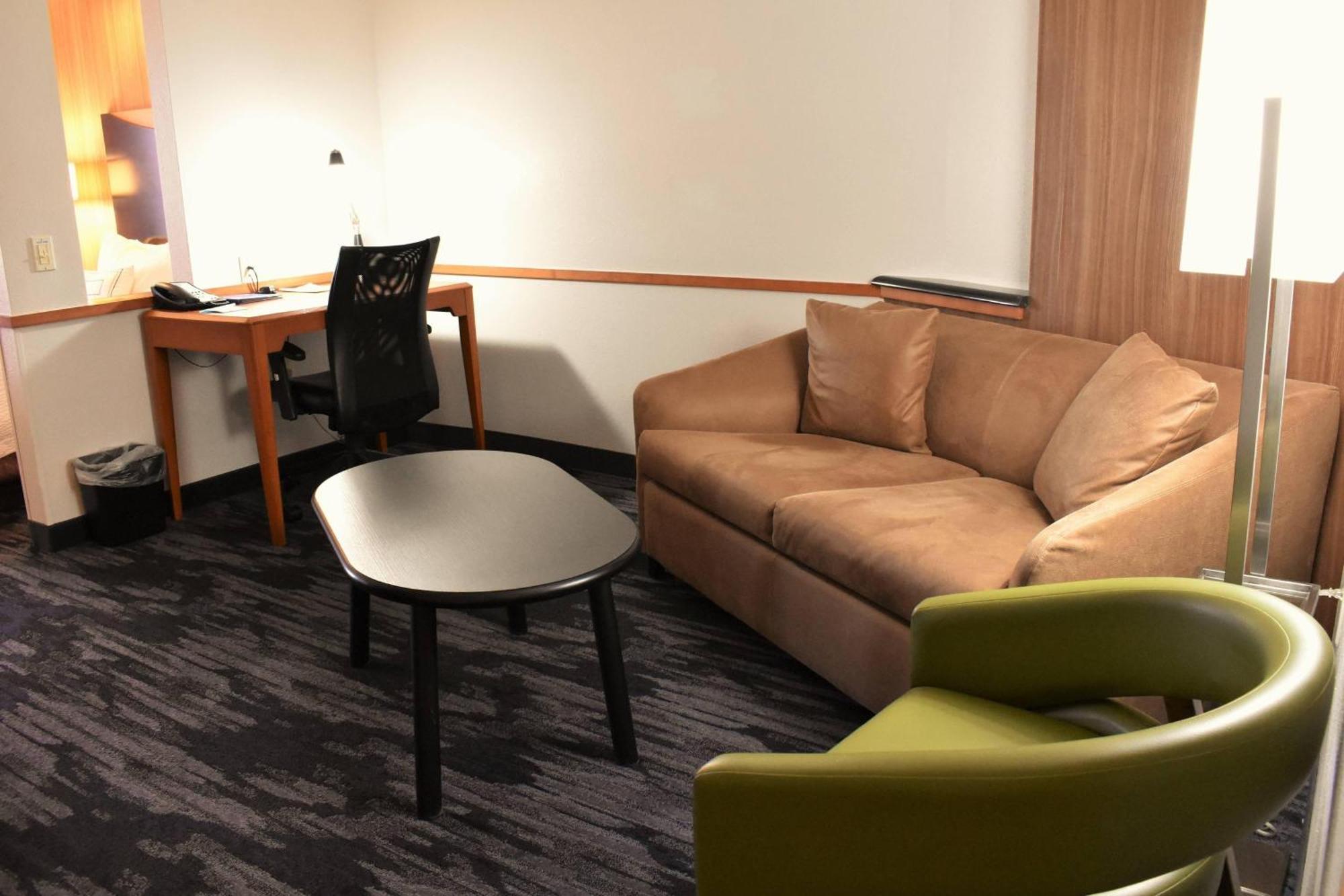 Fairfield Inn And Suites By Marriott Strasburg Shenandoah Valley Экстерьер фото