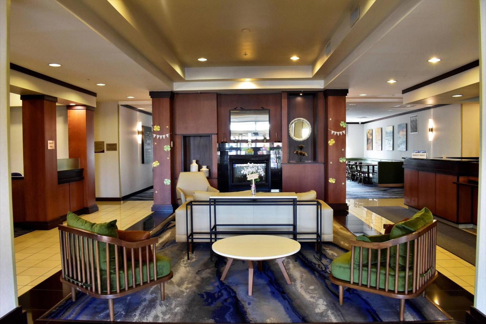 Fairfield Inn And Suites By Marriott Strasburg Shenandoah Valley Экстерьер фото